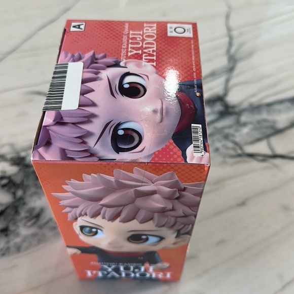 Yuji Itadori Jujutsu Kaisen Figure Qposket Series - Type A Japan New in Box - Picture 2 of 5